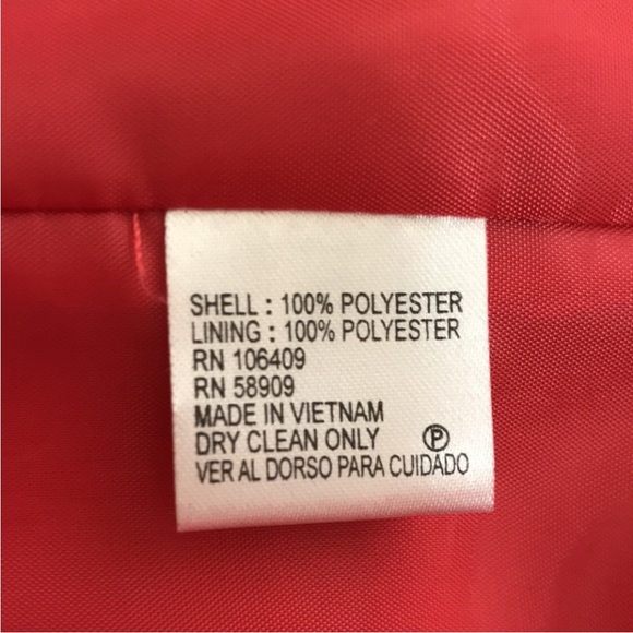 NWT PRESTON & YORK Women’s Coral Blazer Size 16
Beautiful Blazer - Picture 6 of 16